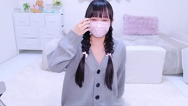 Snapshot of 86_haru chatting on 12/21/24, 02:26 86 haru online show from 12/21/24, 02:26