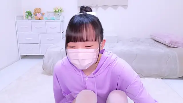 Snapshot of 86_haru chatting on 01/11/25, 09:26 86 haru online show from 01/11/25, 09:26