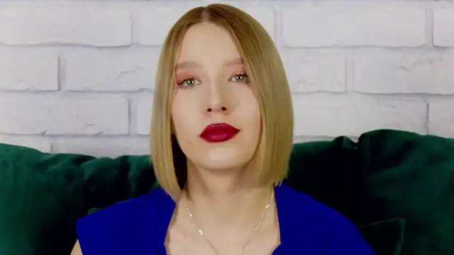 LiliLinn online show from 02/24/25, 08:17