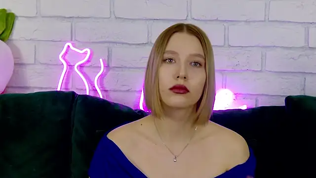 LiliLinn online show from 03/10/25, 02:16