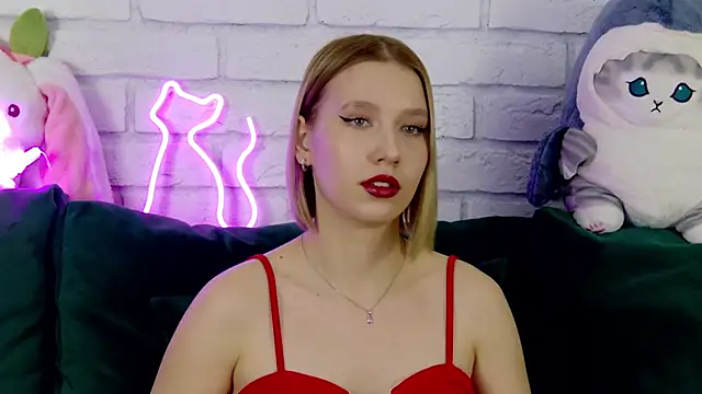 LiliLinn online show from 03/12/25, 08:30