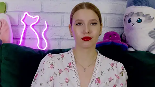 LiliLinn online show from 03/12/25, 02:45