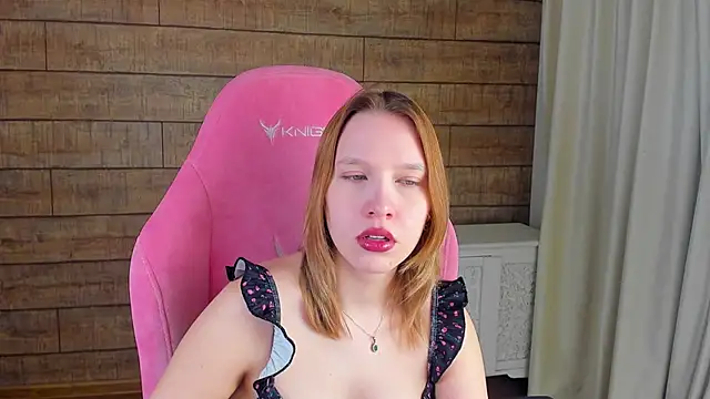 LiliLinn online show from 03/20/26, 04:50