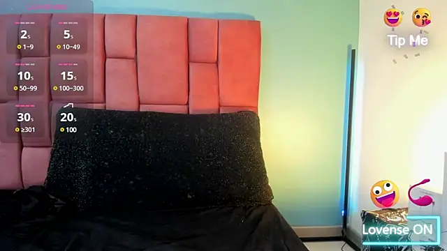 NinaInk online show from 03/02/25, 03:48