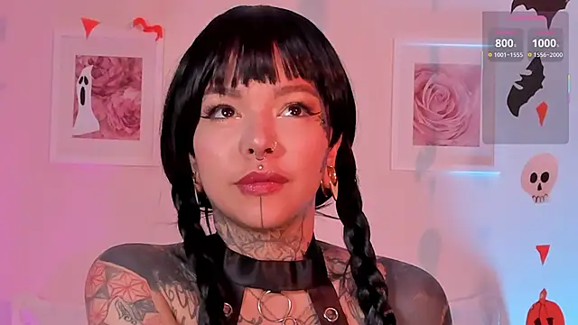 NinaInk online show from 10/19/25, 04:07