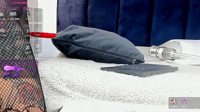 NinaInk online show from 11/28/25, 12:08