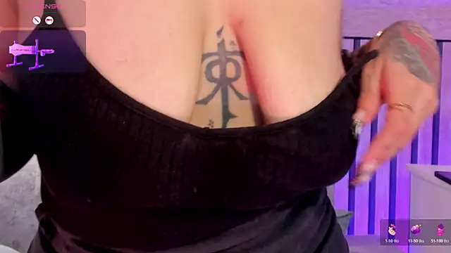 NinaInk online show from 04/19/26, 06:10