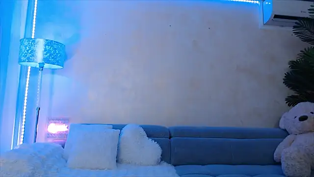 LaylaCruzRose online show from 03/12/26, 06:19