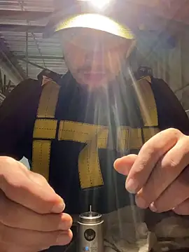 Snapshot of bigmerc chatting on 10/28/25, 05:37 bigmerc online show from 10/28/25, 05:37