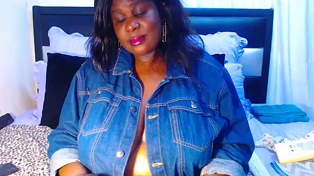 DARKBUSTY030 online show from 03/25/26, 06:03