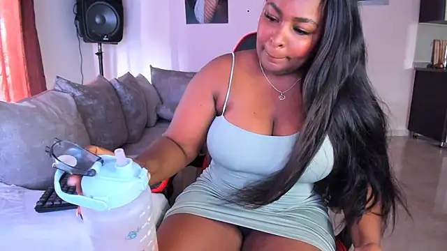 ashleyxlove1 online show from 04/22/26, 09:05