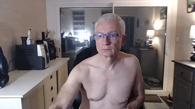 Goduleur69 online show from 12/11/24, 12:23