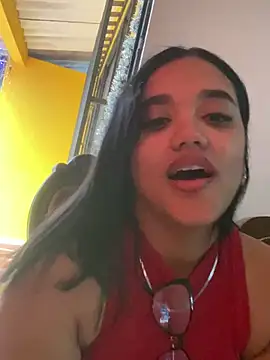 ElaEndez  online show from 01/01/25, 12:11