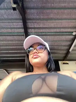 ElaEndez  online show from 01/19/25, 10:28