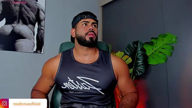 noah crux online show from 04/23/26, 03:08