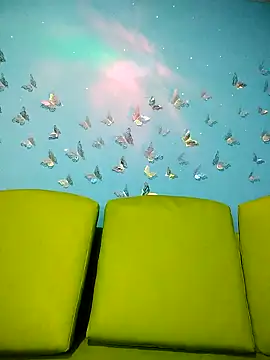 evelyn prince1 online show from 10/06/25, 10:23