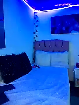 Snapshot of Camille_rose_ chatting on 02/02/25, 01:45 Camille rose online show from 02/02/25, 01:45