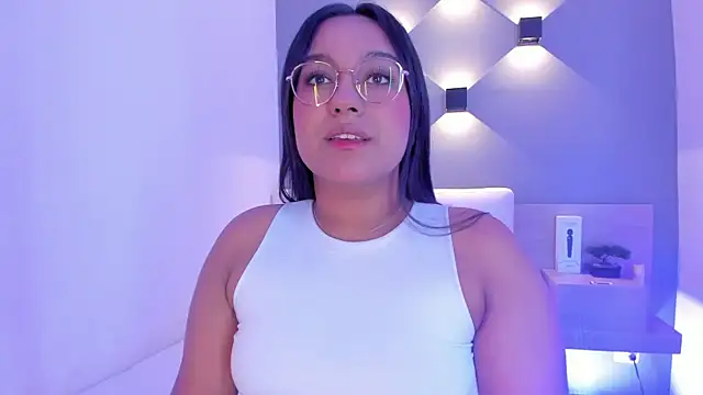 ellamontoya online show from 01/28/25, 04:39