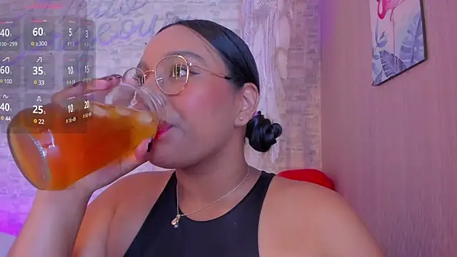 ellamontoya online show from 02/26/25, 04:36