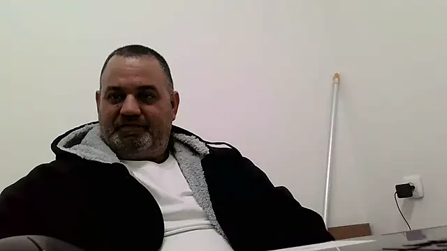 Snapshot of your_man85 chatting on 02/01/25, 09:19 your man85 online show from 02/01/25, 09:19