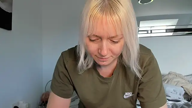 BetterThanYourEx69 online show from 03/26/26, 04:34