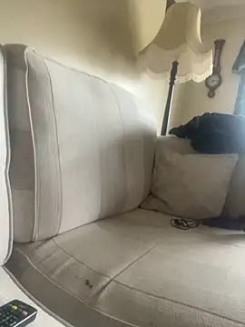 Snapshot of EE123458 chatting on 09/13/25, 01:44 EE123458 online show from 09/13/25, 01:44