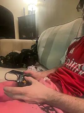 Snapshot of EE123458 chatting on 09/19/25, 02:02 EE123458 online show from 09/19/25, 02:02