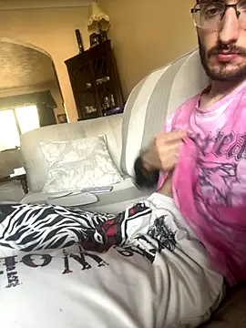 Snapshot of EE123458 chatting on 09/19/25, 02:07 EE123458 online show from 09/19/25, 02:07