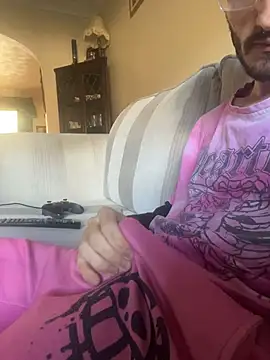 Snapshot of EE123458 chatting on 10/23/25, 01:21 EE123458 online show from 10/23/25, 01:21