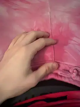 Snapshot of EE123458 chatting on 03/01/26, 08:11 EE123458 online show from 03/01/26, 08:11