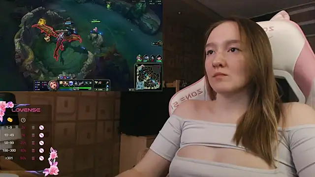 MoonlishSiren online show from 10/11/25, 08:18