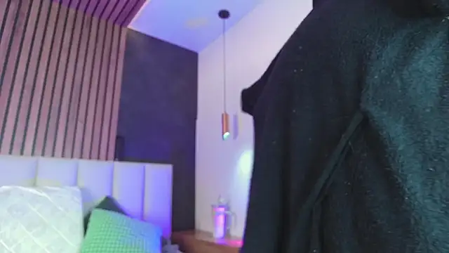 KendalMilleer online show from 11/23/25, 11:43