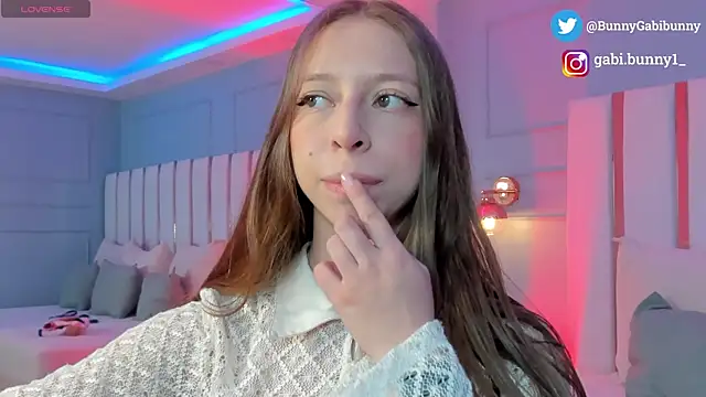 gabi bunny online show from 02/16/26, 05:31