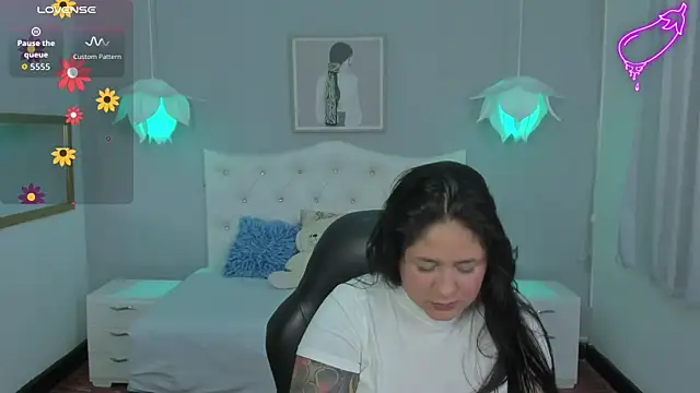 Lisa7 7 online show from 11/15/25, 02:02