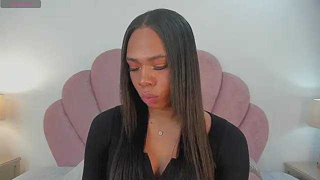 Nicole Paradise online show from 03/19/25, 01:07