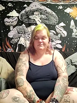 Trans Girl next door420 online show from 03/26/26, 01:28