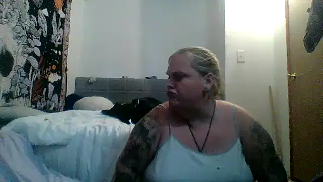 Snapshot of Trans_Girl_next_door420 chatting on 08/02/26, 11:47 Trans Girl next door420 online show from 08/02/26, 11:47
