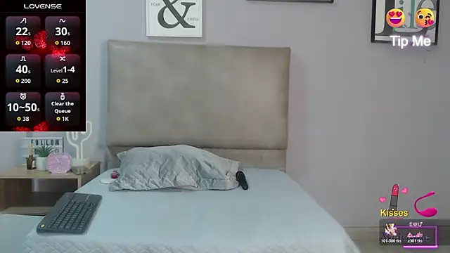 SophiaMeyerst online show from 05/01/26, 01:16