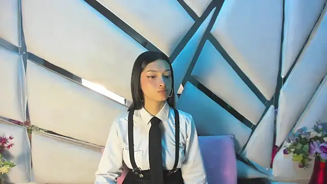 Aurora 18 online show from 02/21/26, 03:02