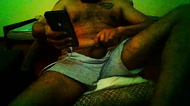 Snapshot of Kinkyluvi chatting on 12/11/24, 06:31 Kinkyluvi online show from 12/11/24, 06:31