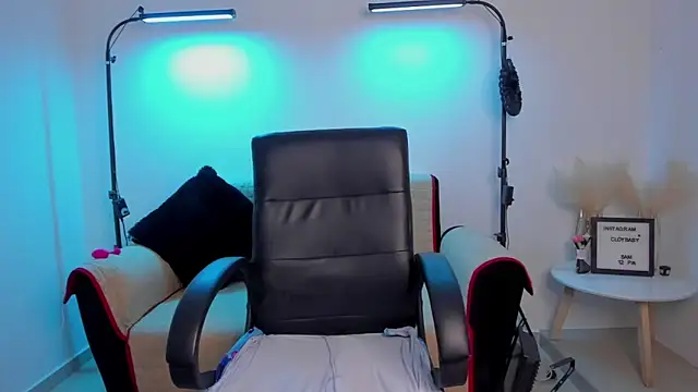 cloy baby   online show from 02/23/25, 12:19