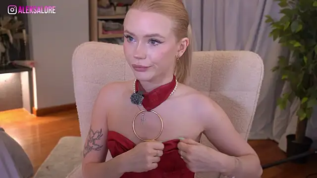 LexieLoree online show from 06/09/26, 03:07