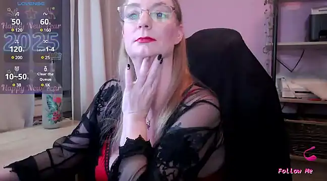 Snapshot of Nova_mea chatting on 01/05/25, 06:24 Nova mea online show from 01/05/25, 06:24