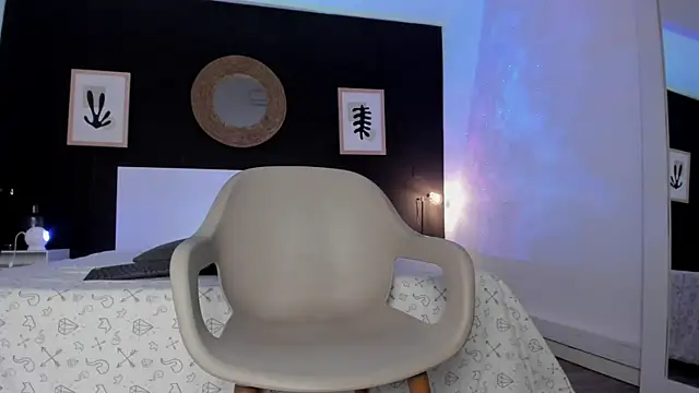 VioletPaket online show from 02/01/25, 08:26