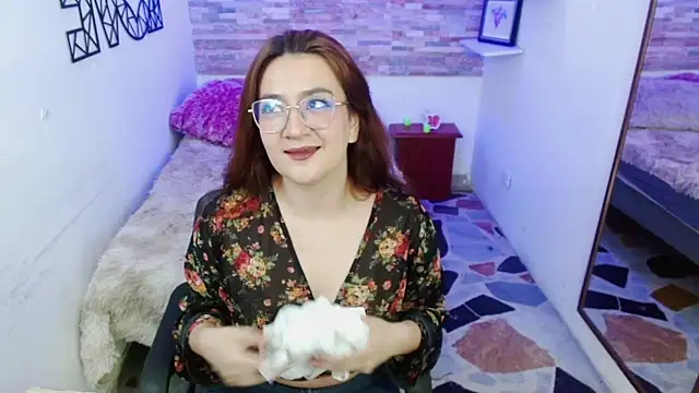 Snapshot of lilyponce_ chatting on 05/14/26, 08:15 lilyponce online show from 05/14/26, 08:15
