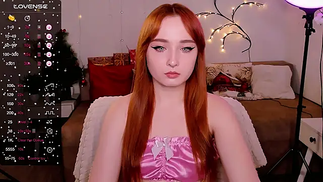 Snapshot of Emma_Chery chatting on 12/23/24, 01:35 Emma Chery online show from 12/23/24, 01:35