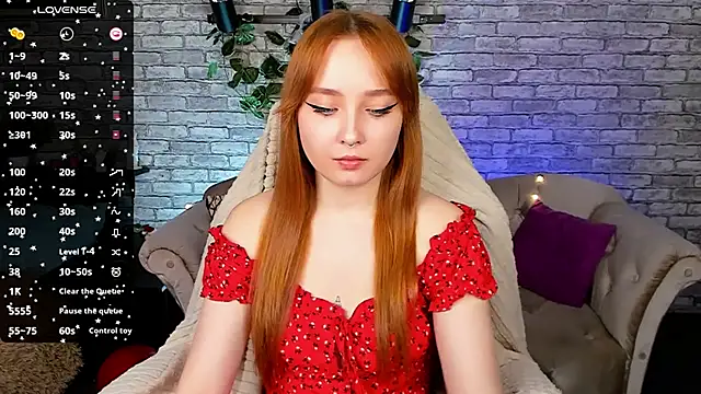 Snapshot of Emma_Chery chatting on 01/18/25, 01:40 Emma Chery online show from 01/18/25, 01:40
