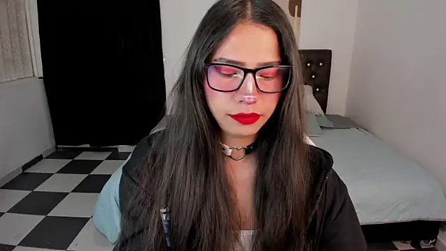 Snapshot of paula_kawaiifu_ chatting on 12/08/24, 02:09 paula kawaiifu online show from 12/08/24, 02:09
