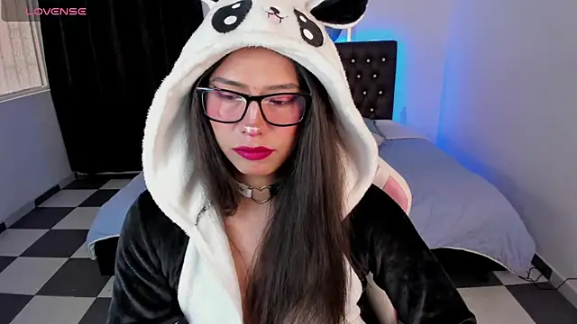 Snapshot of paula_kawaiifu_ chatting on 01/20/25, 05:16 paula kawaiifu online show from 01/20/25, 05:16