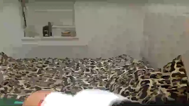 English Brooke online show from 12/21/25, 12:40